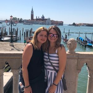 Meet your Posher, Emma